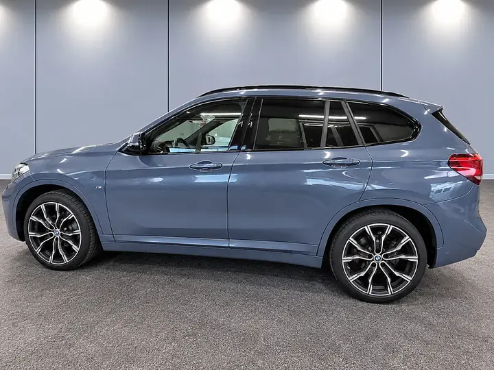 BMW X1 2021 photo 3