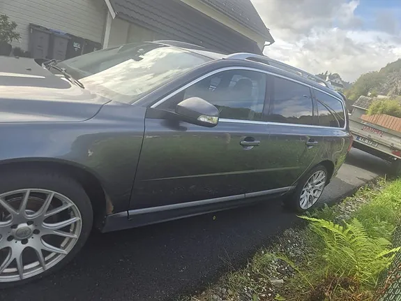 Volvo V70 2011 photo 4