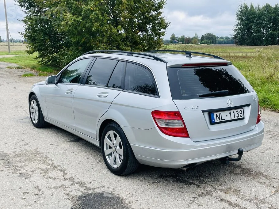Mercedes-Benz C200 2009 photo 4