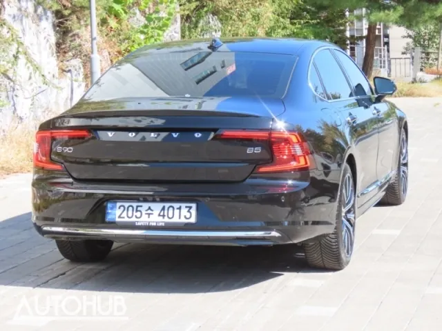 Volvo S90 2023 photo 3