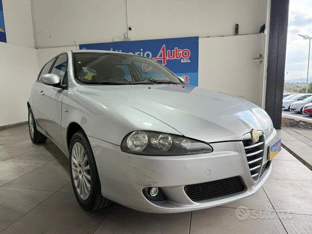 Alfa Romeo 147 2005 photo 3