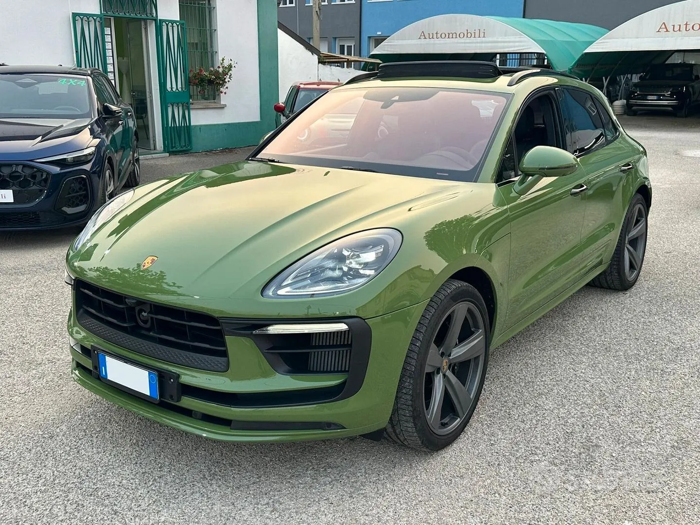 Porsche Macan 2023 photo 2
