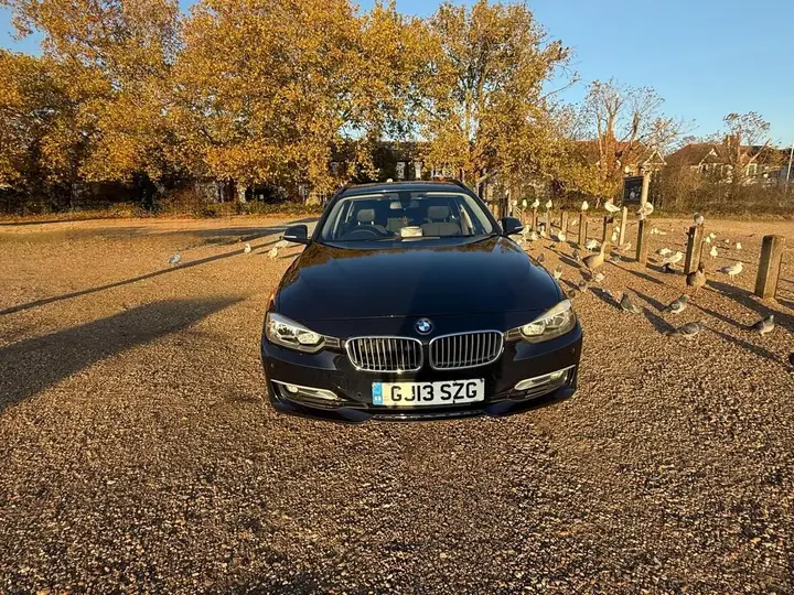 BMW 320I 2013 photo 5