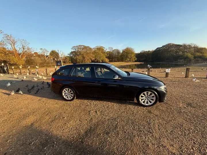 BMW 320I