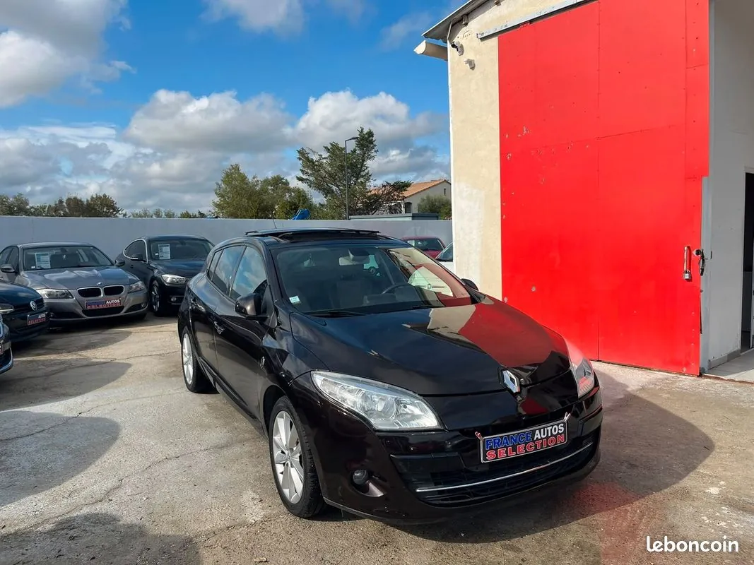 Renault Megane 2011 photo 4