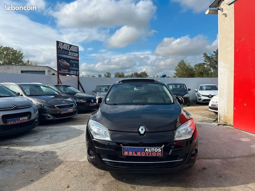 Renault Megane 2011 photo 3