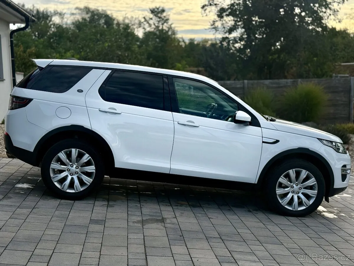 Land Rover Discovery Sport 2016 photo 3