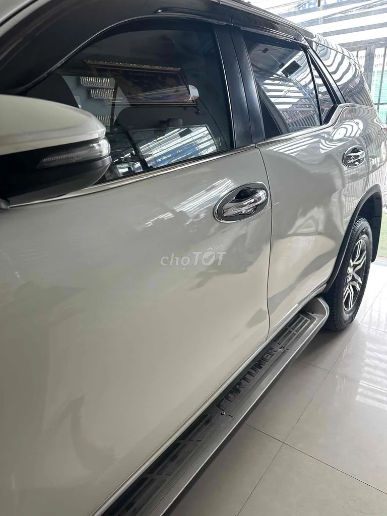 Toyota Fortuner 2019 photo 2