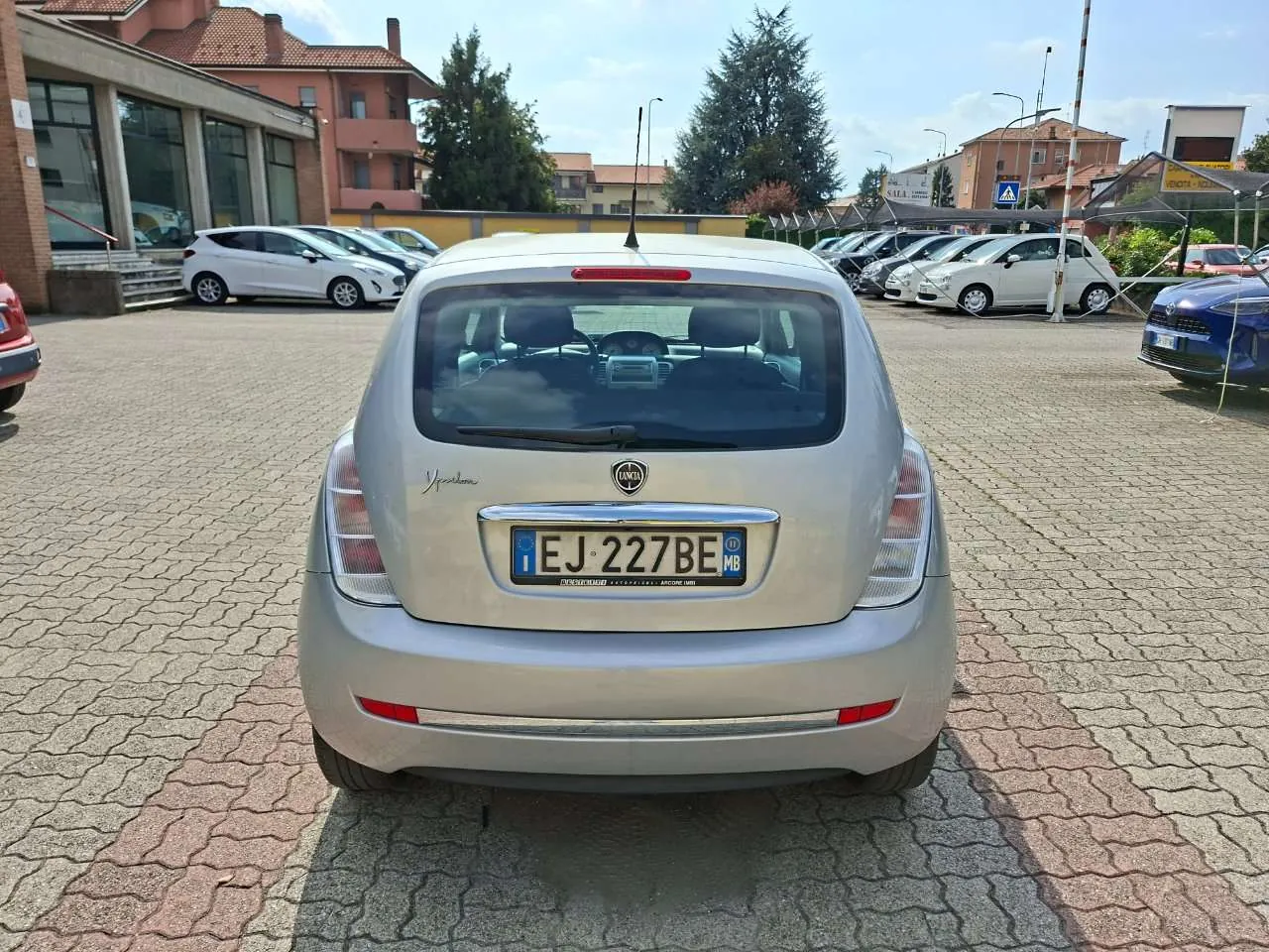 Lancia Ypsilon 2011 photo 4