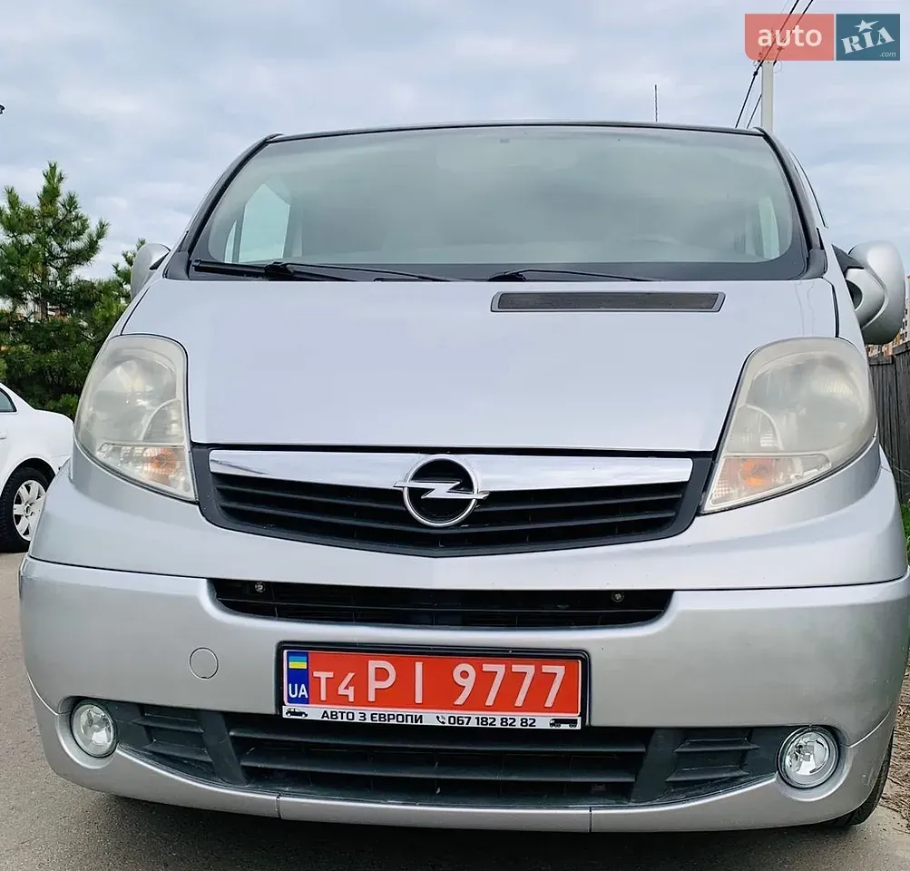 Opel Vivaro 2009 photo 3
