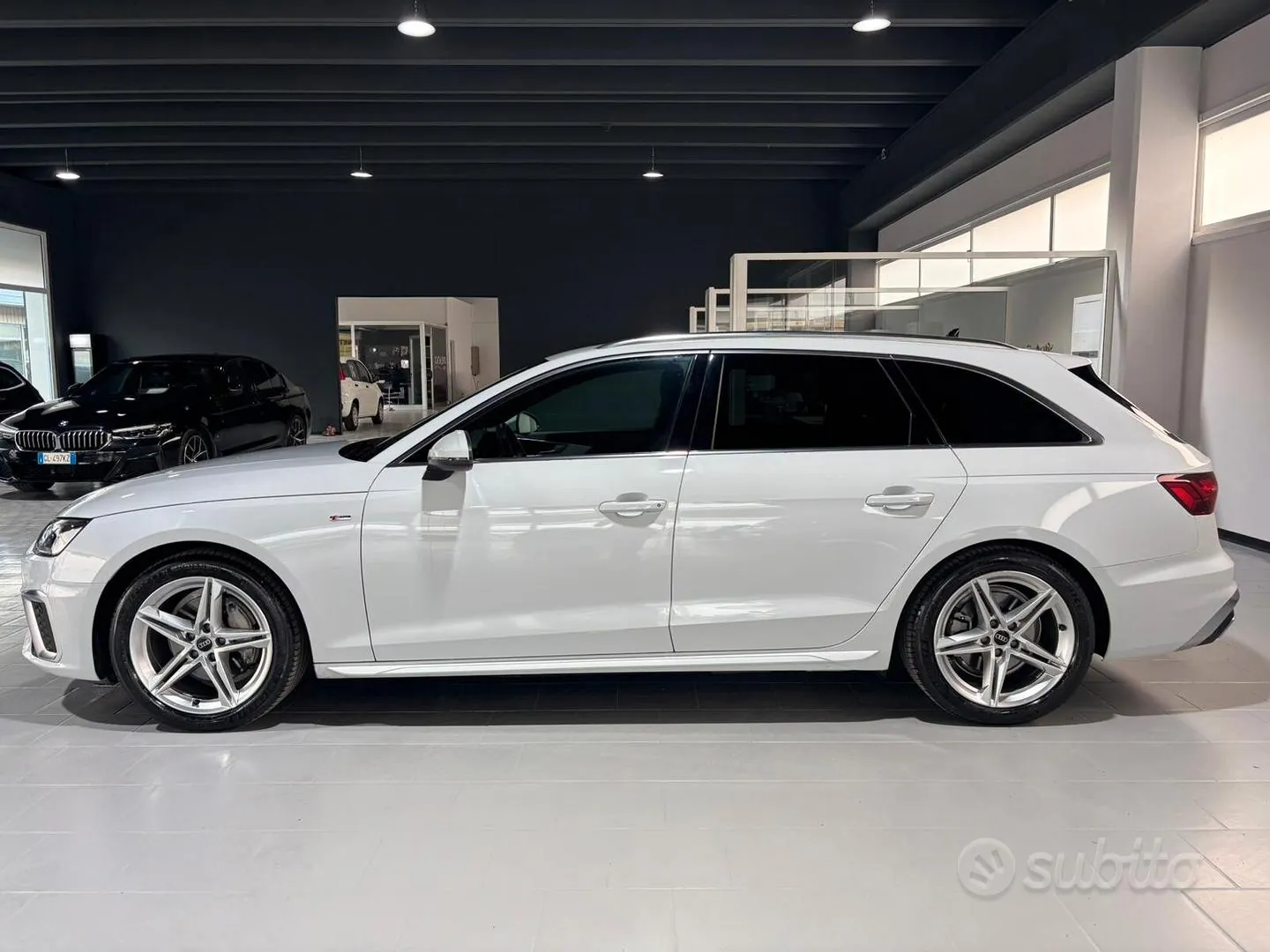 Audi A4 2024 photo 2