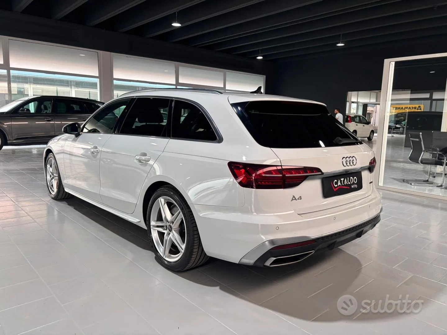 Audi A4 2024 photo 3