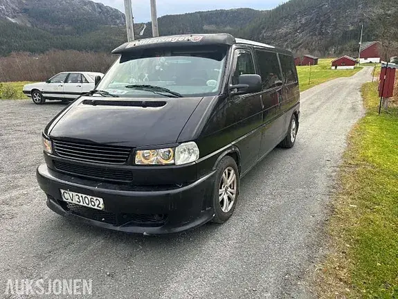 Volkswagen Caravelle