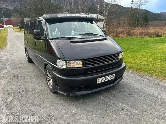 Volkswagen Caravelle 2000 photo 3