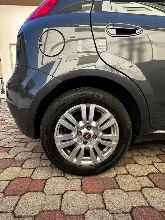 Fiat Punto 2017 photo 3
