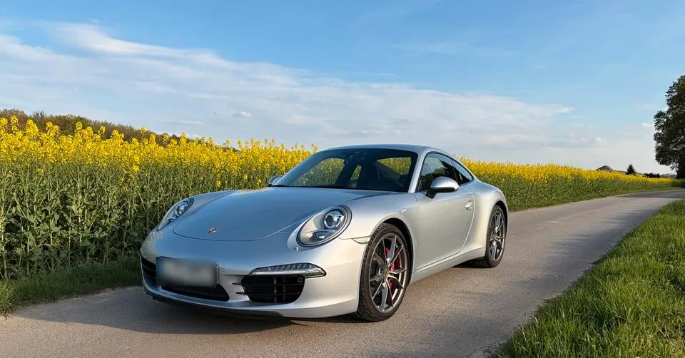 Porsche 911 Carrera S