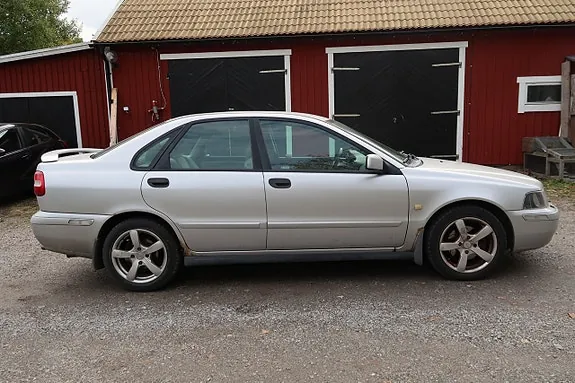 Volvo S40 2003 photo 3