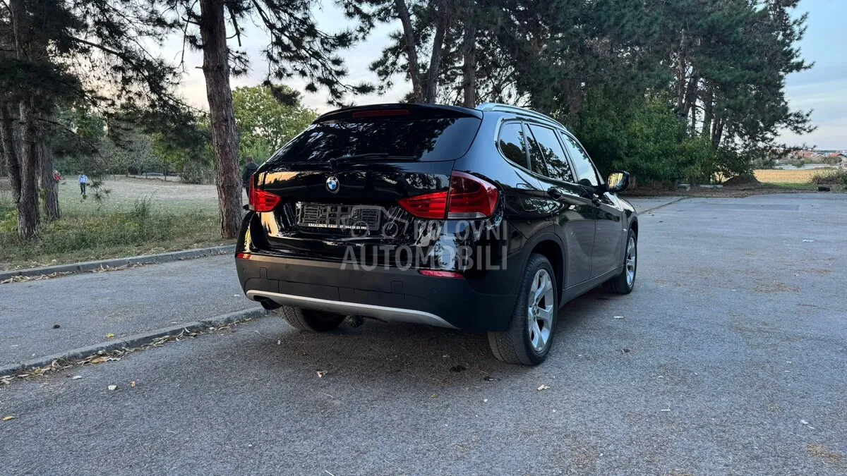BMW X1 2010 photo 3