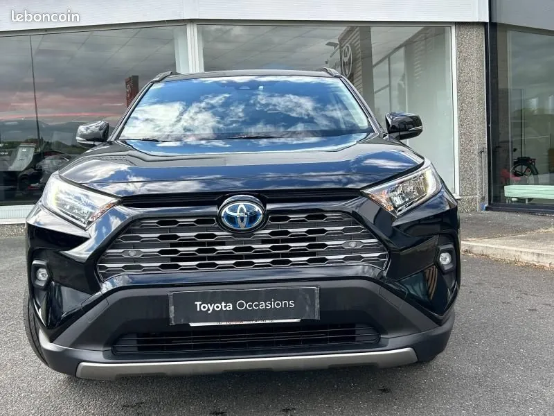 Toyota Rav4 2022 photo 2