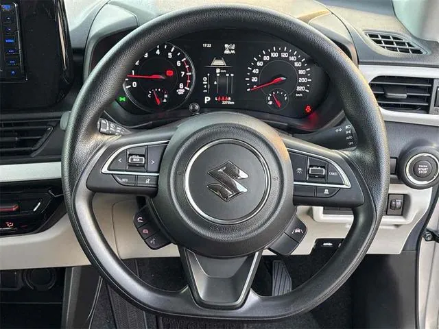 Suzuki Swift 2024 photo 3