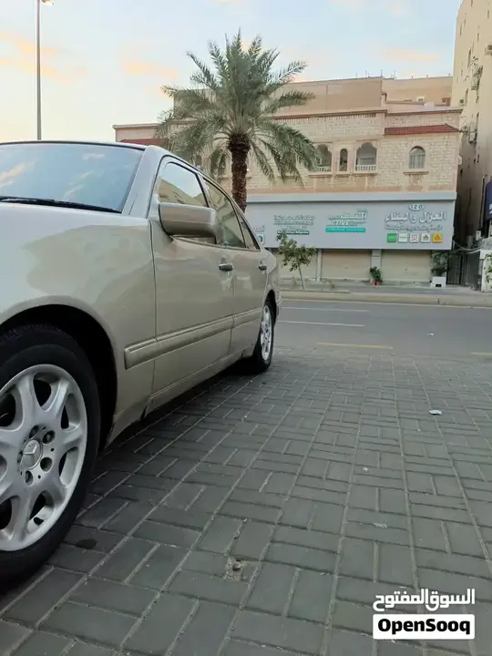 Mercedes-Benz E-Class 1998 photo 2