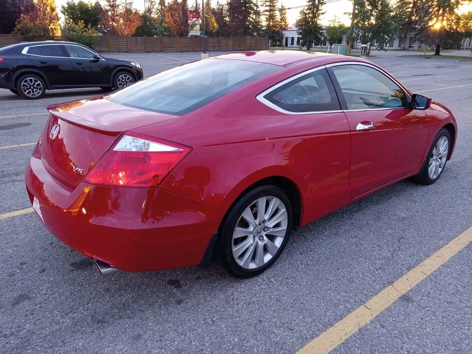 Honda Accord 2010 photo 2