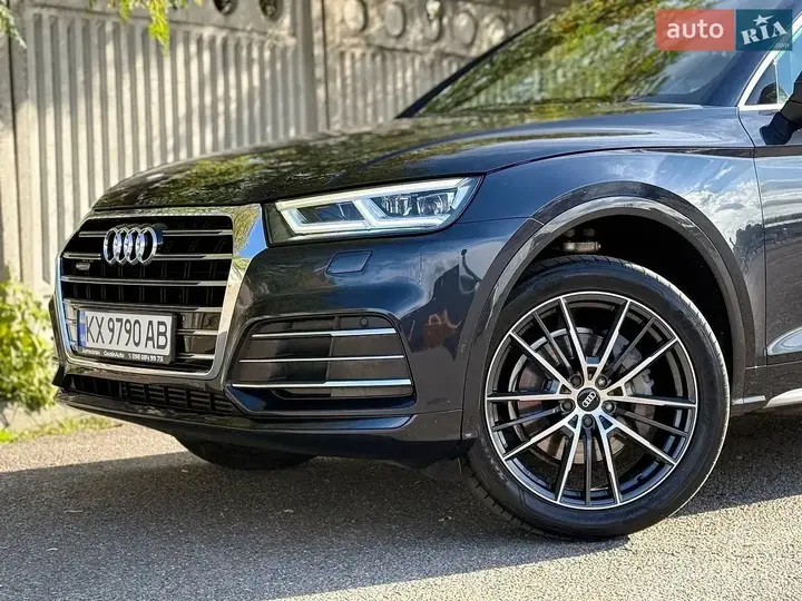 Audi Q5 2017 photo 3