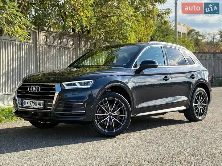 Audi Q5 2017 photo 2