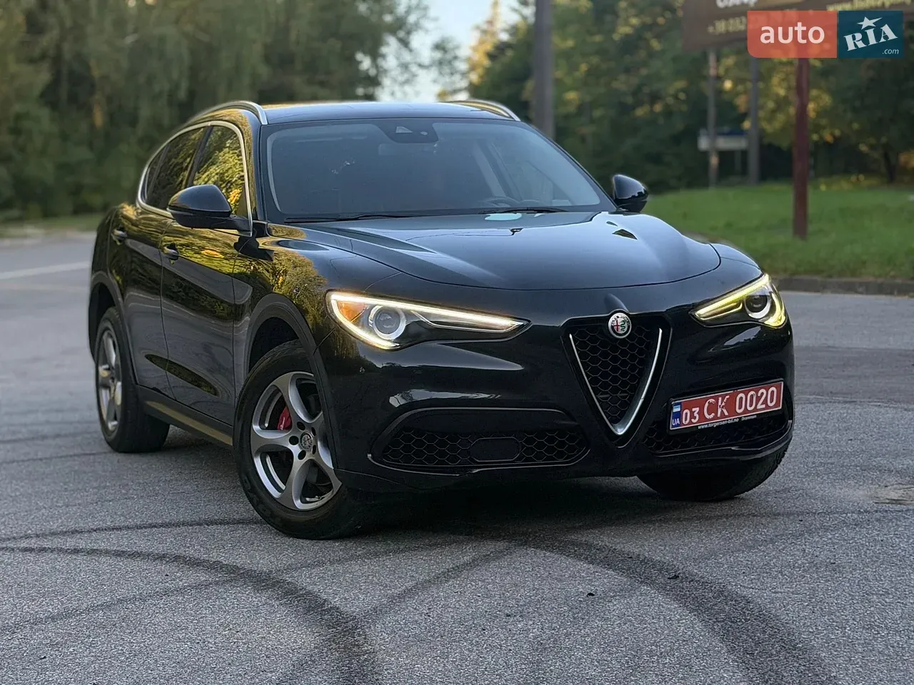 Alfa Romeo Stelvio 2018 photo 2