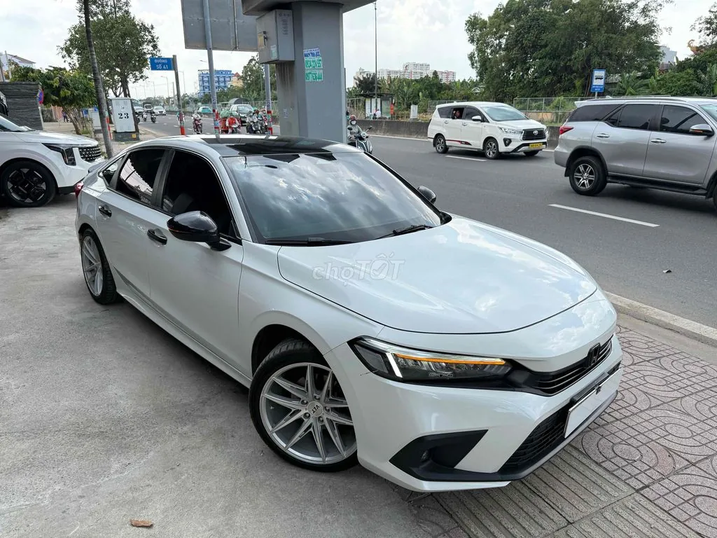 Honda Civic 2022 photo 3
