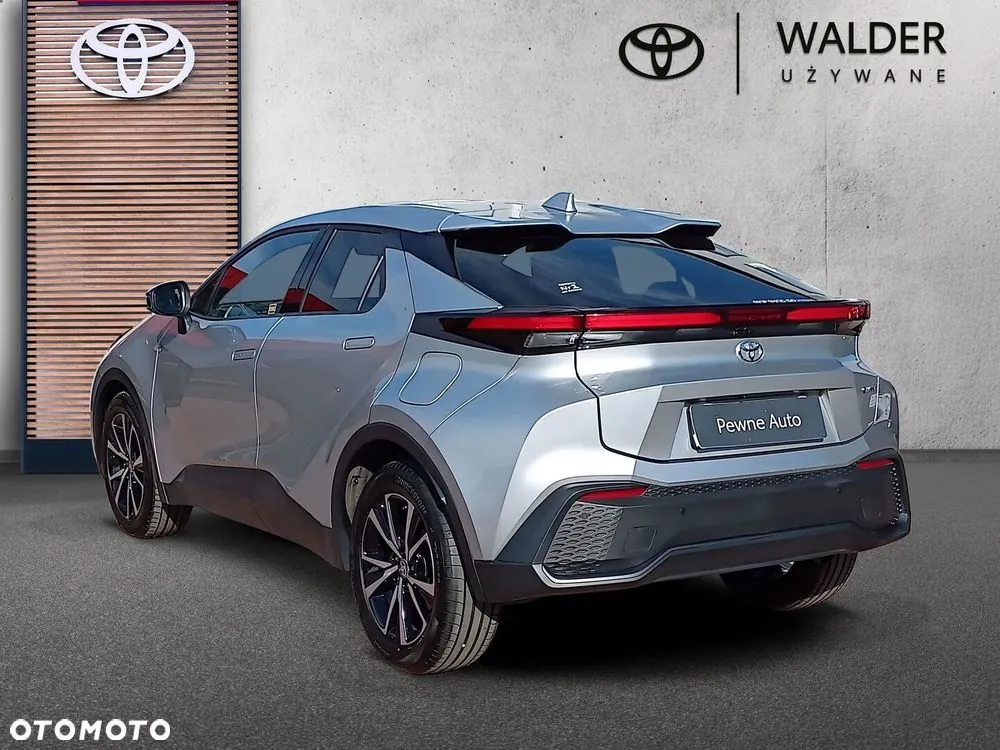 Toyota C-Hr 2025 photo 3