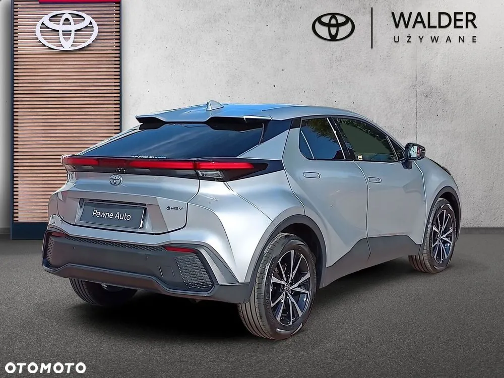Toyota C-Hr 2025 photo 5