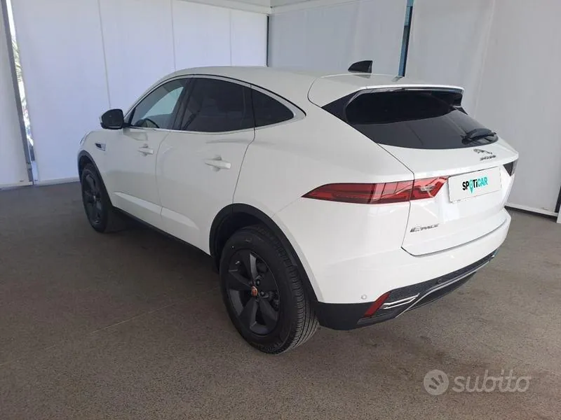 Jaguar E-Pace 2021 photo 3