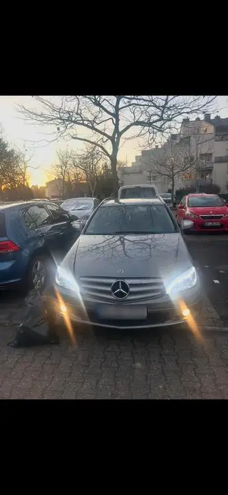 Mercedes-Benz C 200D