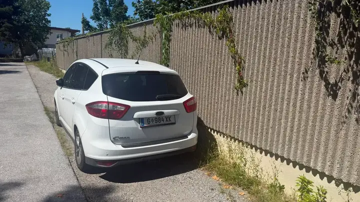 Ford C-Max 2013 photo 3