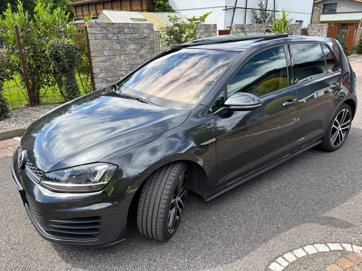 Volkswagen Golf 2014 photo 2