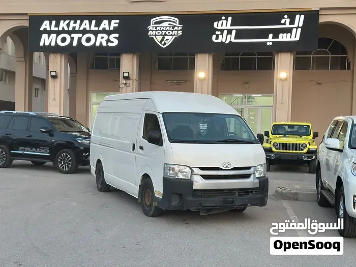 Toyota Hiace 2023 photo 5