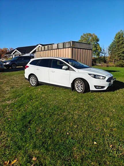 Ford Focus 2016 photo 2