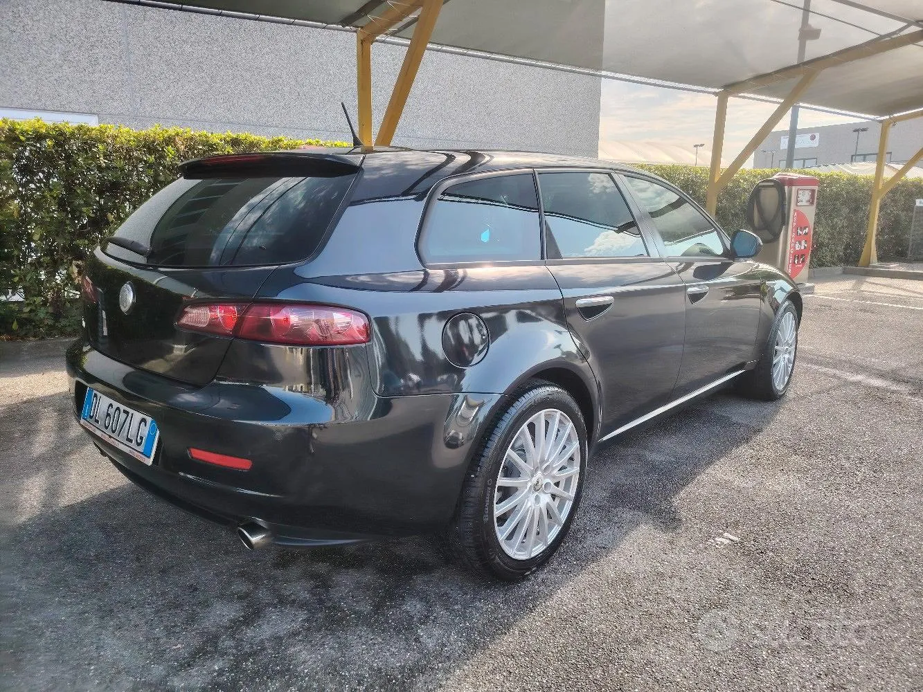 Alfa Romeo 159 2007 photo 4