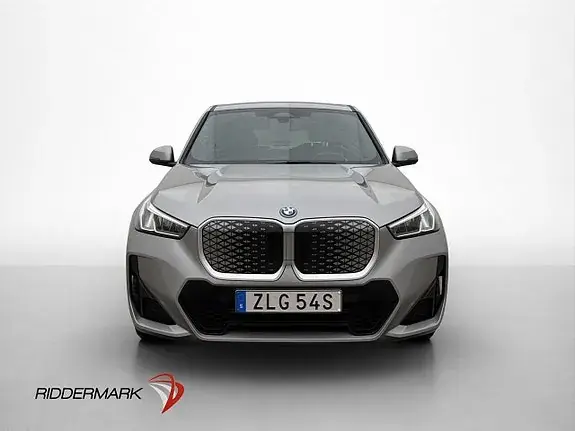 BMW Ix1 2025 photo 2