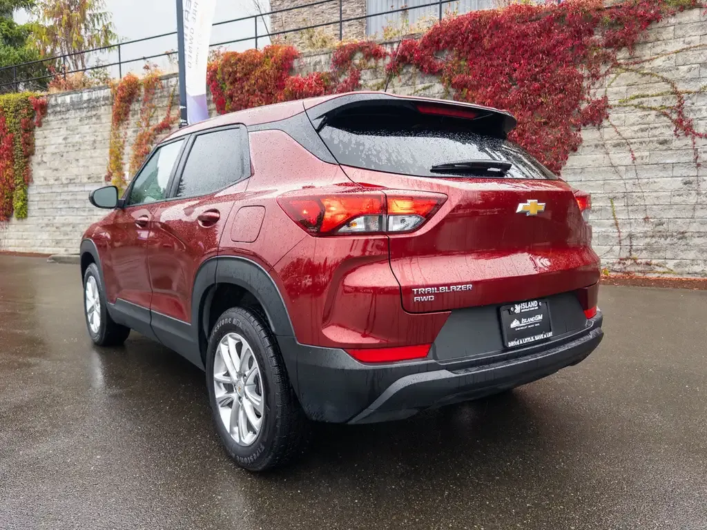 Chevrolet Trailblazer 2024 photo 3