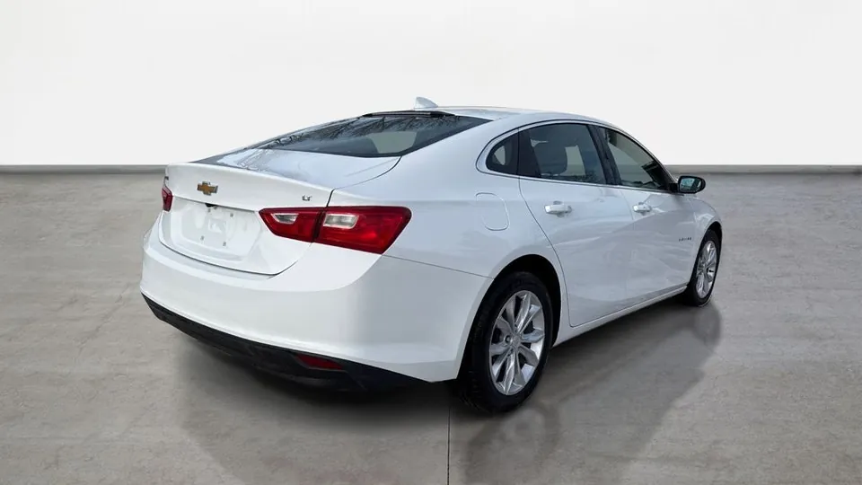 Chevrolet Malibu 2023 photo 5