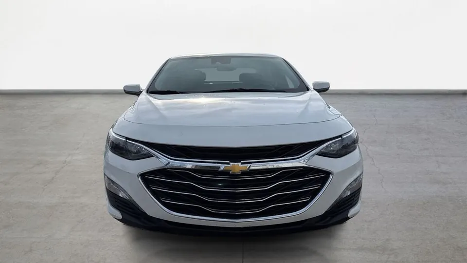 Chevrolet Malibu 2023 photo 4