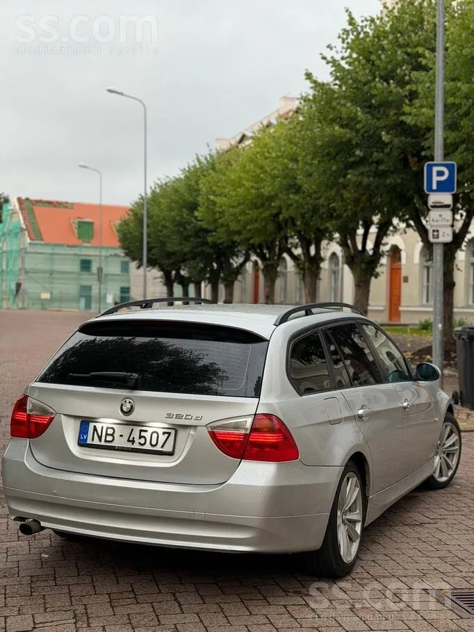 BMW 320D 2006 photo 2