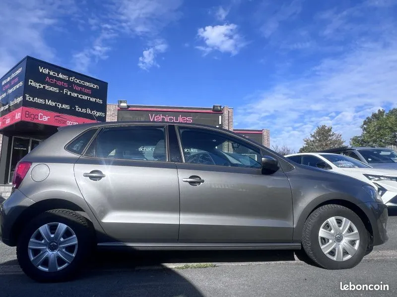 Volkswagen Polo 2013 photo 2