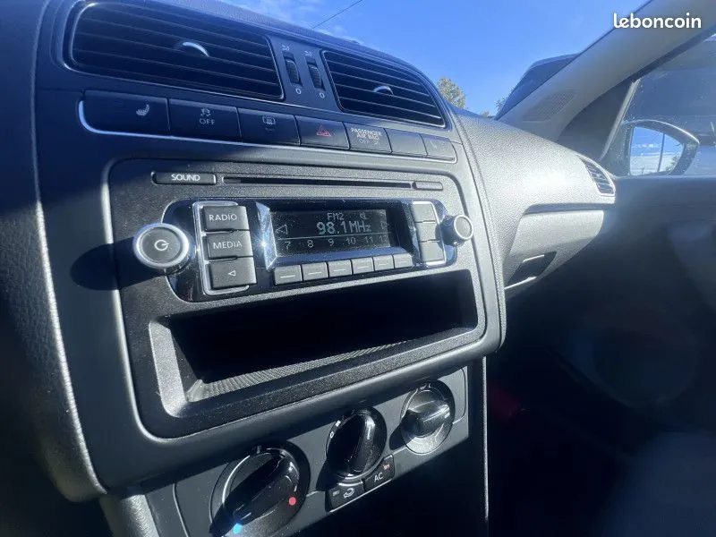 Volkswagen Polo 2013 photo 4
