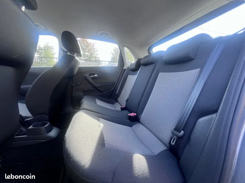 Volkswagen Polo 2013 photo 5