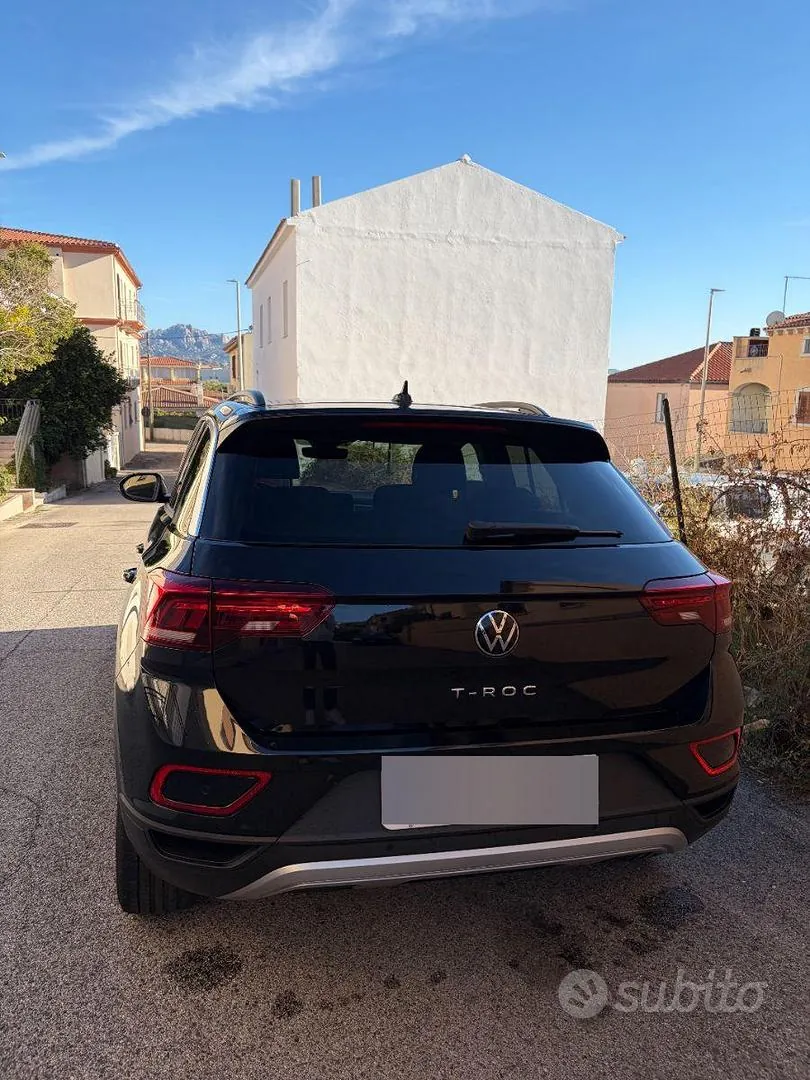 Volkswagen T-Roc 2023 photo 3