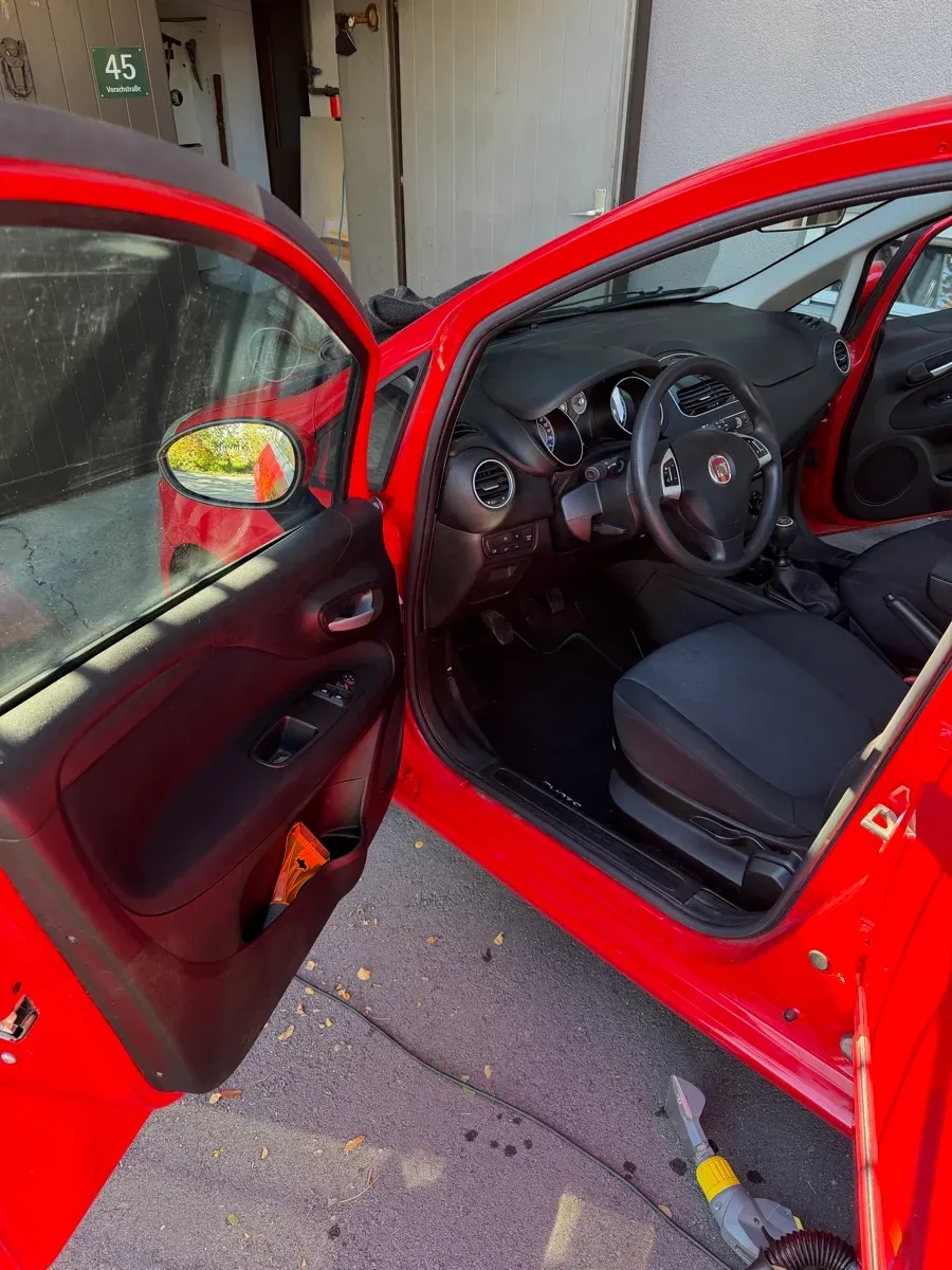 Fiat Punto 2014 photo 2