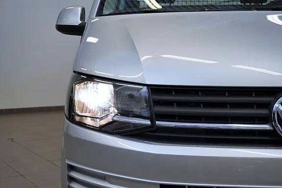 Volkswagen Transporter 2019 photo 3